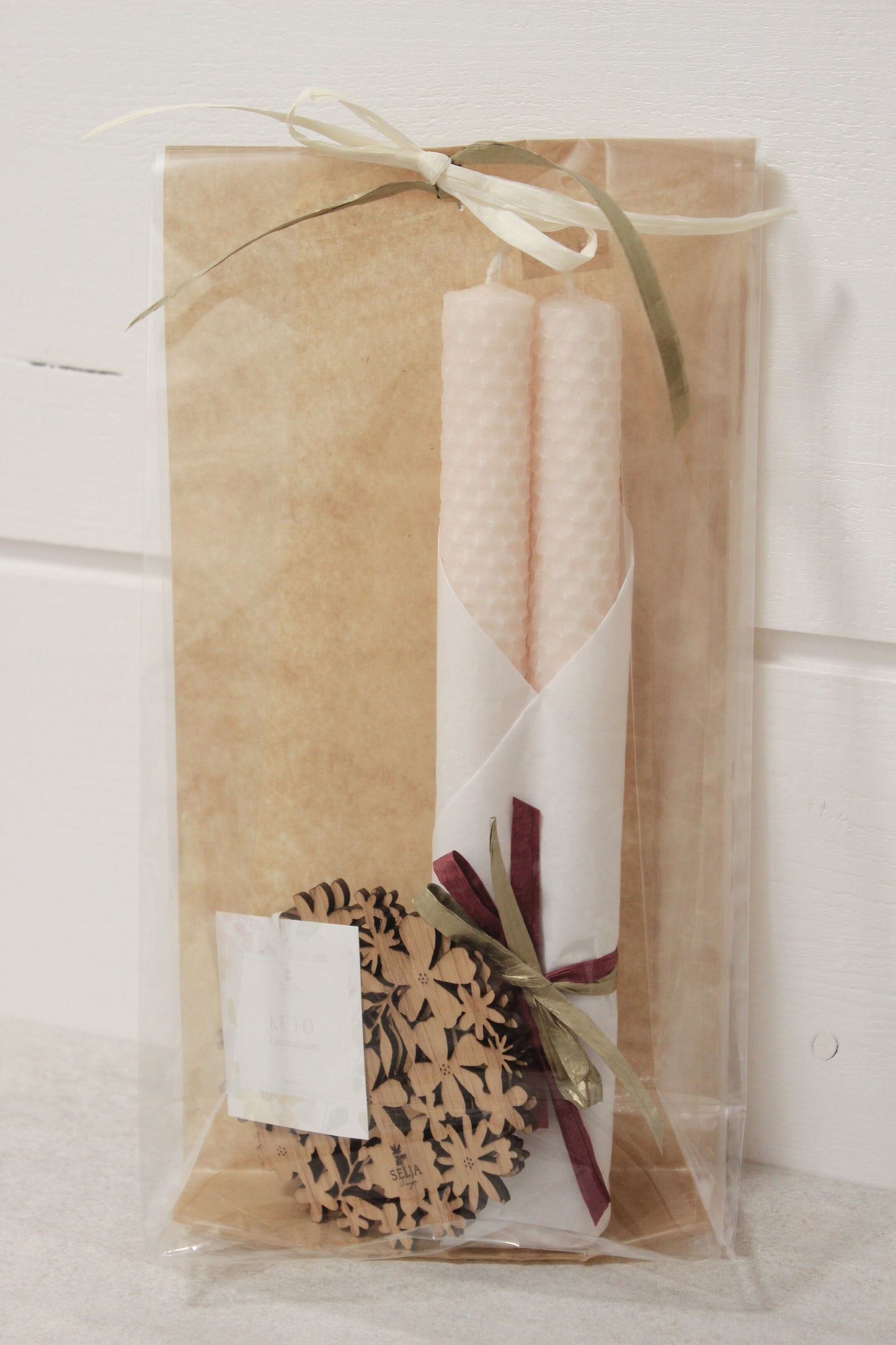 Tunnelmallinen lahjapakkaus