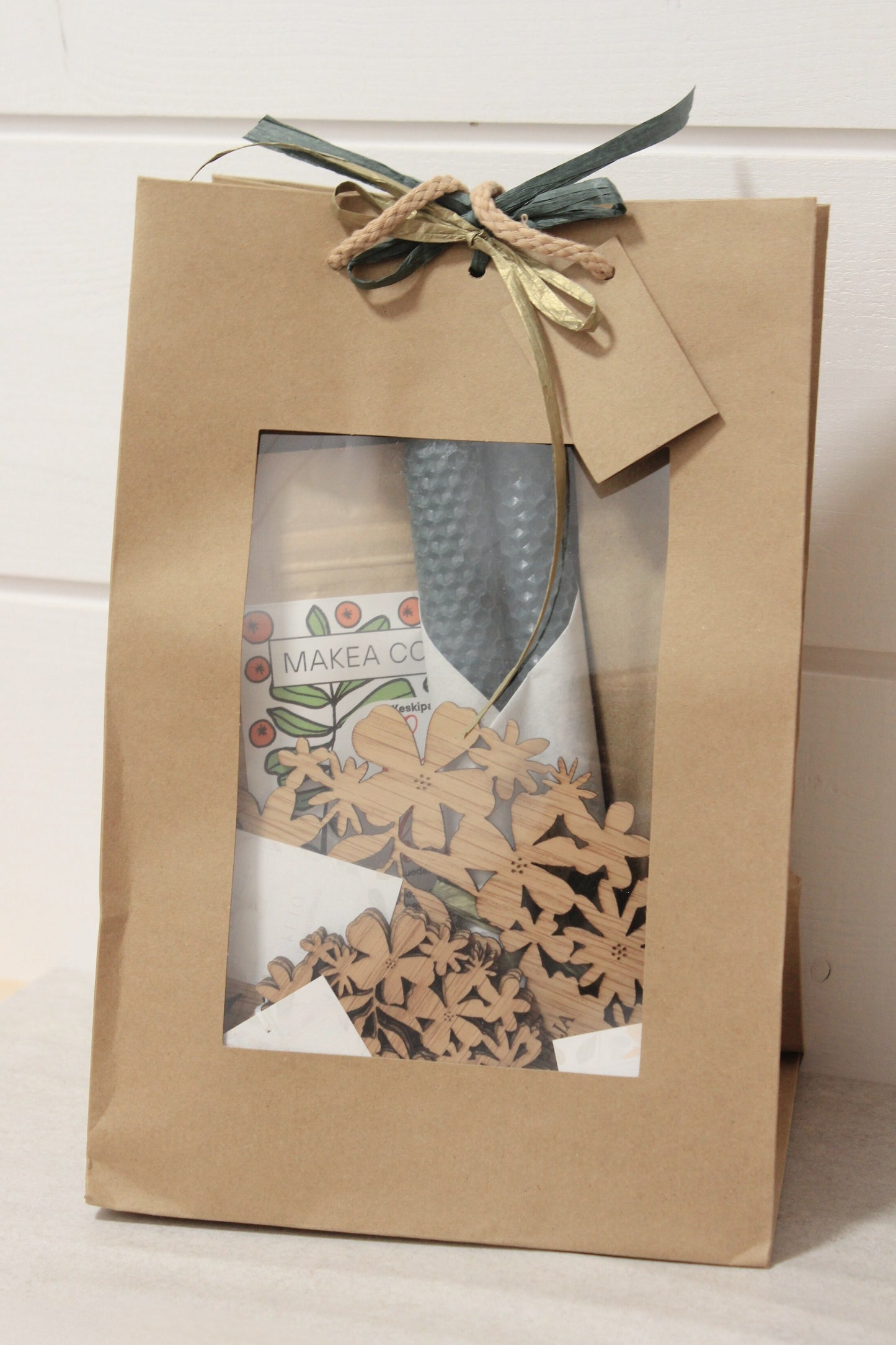 Tunnelmallinen lahjapakkaus